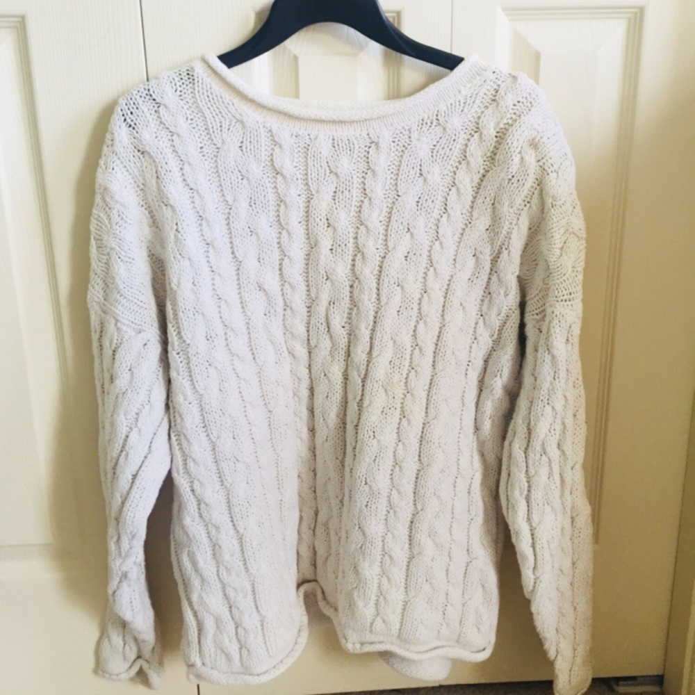 Simple Crochet White Sweater